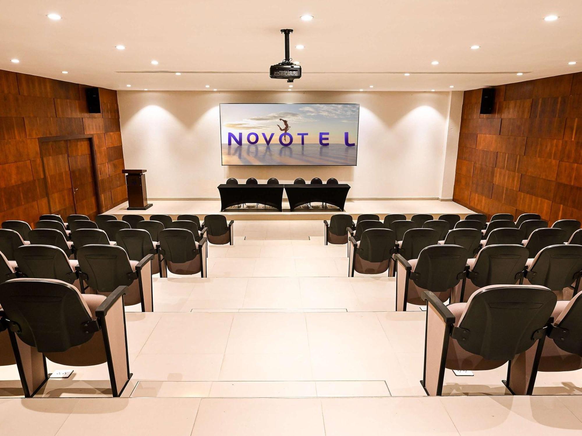 Novotel Santa Cruz De La Sierra Ngoại thất bức ảnh